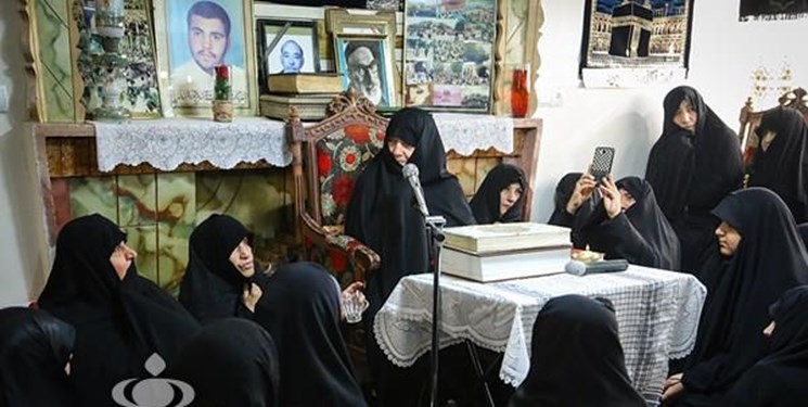 اولین زن بسیجی در قبله تهران