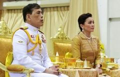 بازگشت پادشاه تایلند پس از ماه ها قرنطینه اختصاصی با لشکر سربازان جنسی اش در آلمان